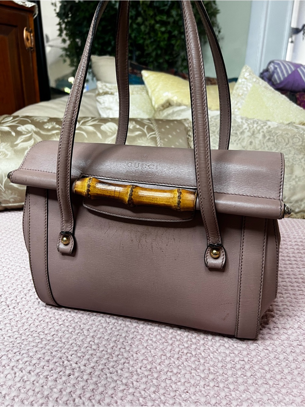 Gucci Bamboo Bullet Leather Shoulder Bag Old Rose 338989